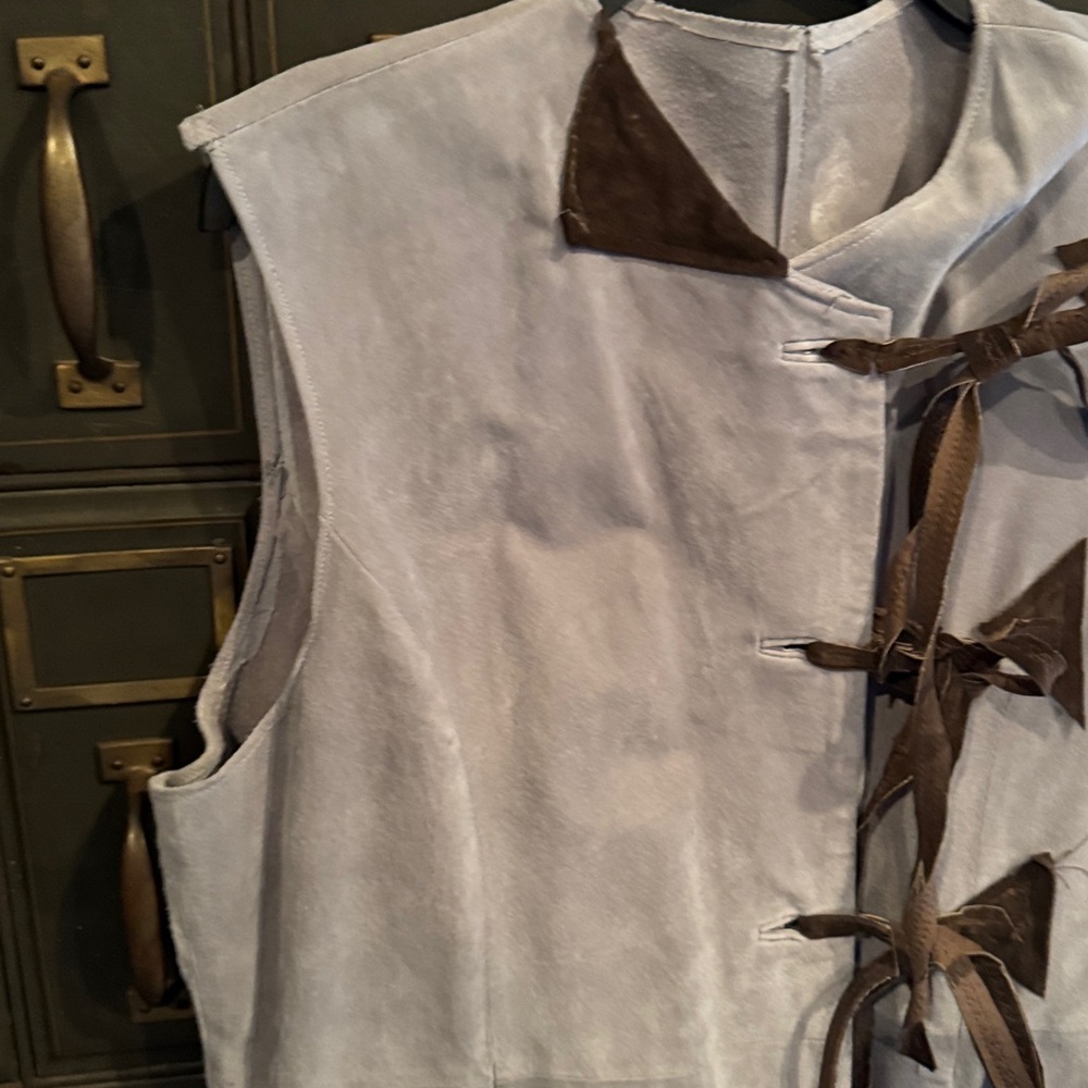 Suede Vest - Picture 2 of 6